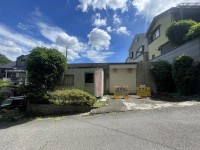 80坪越えの建築条件無し土地！お好きなハウスメーカー・工務店で建築可能♪
資材置場としてもお使いいただけます！
緑豊かな閑静な住宅地で周辺交通量も少なめ！