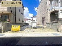 建築条件無し土地！お好きなハウスメーカー・工務店で建築可能！♪
前道広々6ｍ！南西向きで陽当たり良好☆
小学校まで徒歩3分・中学校まで徒歩4分とお子様の通学も安心！