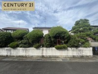 ☆建築条件無し土地☆お好きなハウスメーカー・工務店で建築可能♪
土地７１．５４坪！南向きの為陽当り良好です♪
区画整備された閑静な住宅地で安心です♪