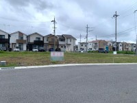 建築条件無し売土地につき、お好きな工務店やハウスメーカーで建築可能！
前道６メートル！土地面積約３６坪！
閑静な住宅地！神川小学校まで徒歩１１分！ 

