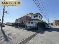 閑静な住宅地の６ＤＫ！北東角地につき陽当たり・通風良好！
土地面積広々約５２坪！リフォームのご相談も承っております！
生活施設が徒歩圏内に充実♪