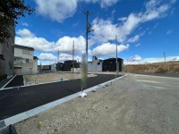 全１７区画の分譲地！
建築条件無し土地！お好きなハウスメーカー・工務店で建築可能！
更地につき解体費不要！お買い物施設が周辺に充実！