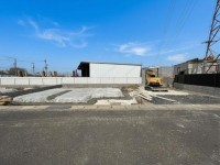 向日市、伏見区、南区の不動産なら<br>センチュリー21ユニバーサルホームサービス向日町店へ！ ２０２６年６月完成予定の新築戸建！
使い勝手のいいカウンターキッチン！ついていて嬉しい設備が充実！
全２区画の分譲地！収納スペースが充実！