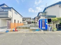 向日市、伏見区、南区の不動産なら<br>センチュリー21ユニバーサルホームサービス向日町店へ！ 設備充実の３ＬＤＫのお家！
落ち着いた住環境が整った立地です♪
ＷＩＣ２ヶ所付き＆各居室収納豊富◎