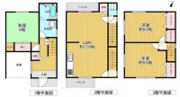 向日市、伏見区、南区の不動産なら<br>センチュリー21ユニバーサルホームサービス向日町店へ！ 全居室６帖以上の美宅☆収納スペースも充実！
東南向き！カースペース付き！南面にバルコニーがある為、日当たり良好！
収納スペースも充実しております！