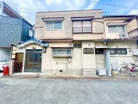 向日市、伏見区、南区の不動産なら<br>センチュリー21ユニバーサルホームサービス向日町店へ！ 建築条件無土地！お好きなハウスメーカー・工務店で建築可能♪
ＪＲ向日町駅まで徒歩５分＆阪急東向日駅まで徒歩６分！
２ＷＡＹアクセス可能！教育施設まで徒歩１０分圏内！