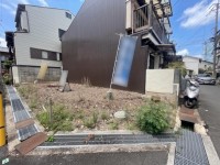南西角地につき陽当たり・通風良好!
2階がリビングのため、外からの視線が気になりにくい☆
阪急『東向日駅』まで徒歩約9分!